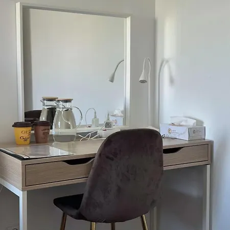 Comfy Near Metro & Airport *